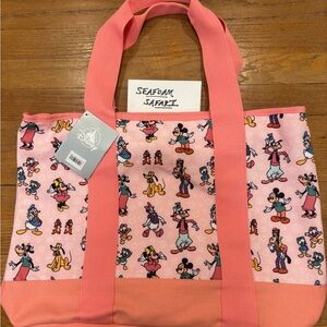 NWT Disney Store Disney Parks Exclusive Mickey and Friends Tote